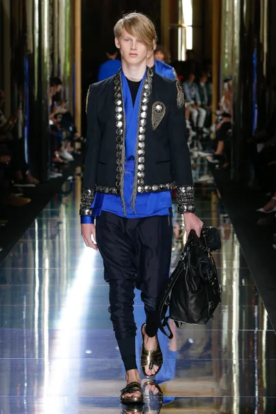 Look 68